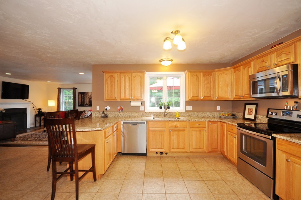 47 Taylor Road Maynard, MA 01754 - Photo 11 of 28 Gallery Image 11