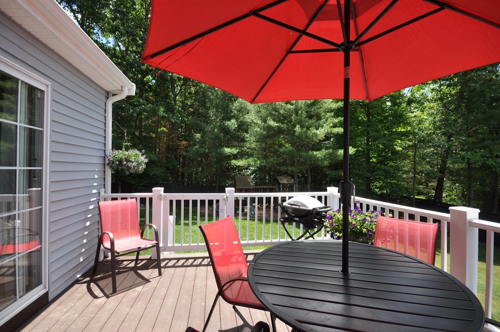 47 Taylor Road Maynard, MA 01754 - Photo 9 of 28 Gallery Image 9