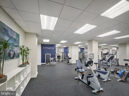 $5,500 | 101-111 South 9th Street, Unit PH107, Philadelphia, PA 19107