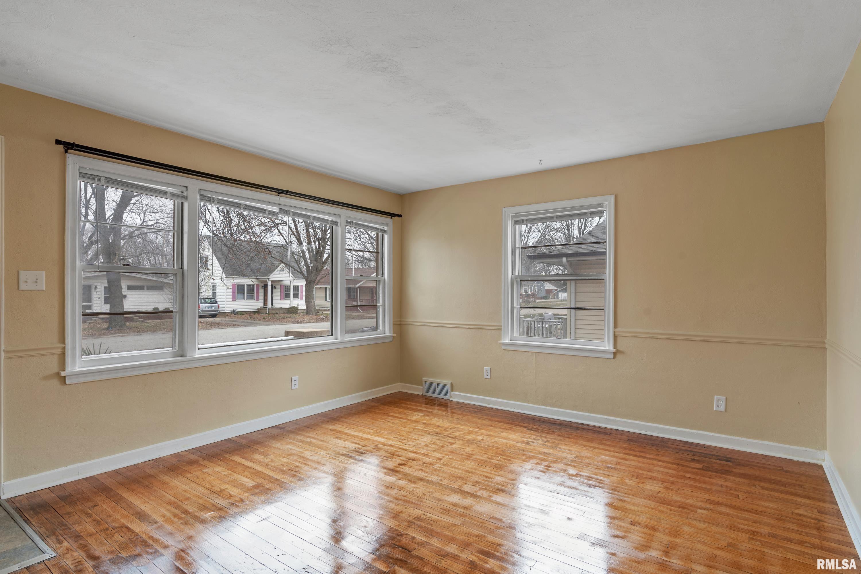 2813 South State Street Springfield, IL 62704 - Photo 4 of 23