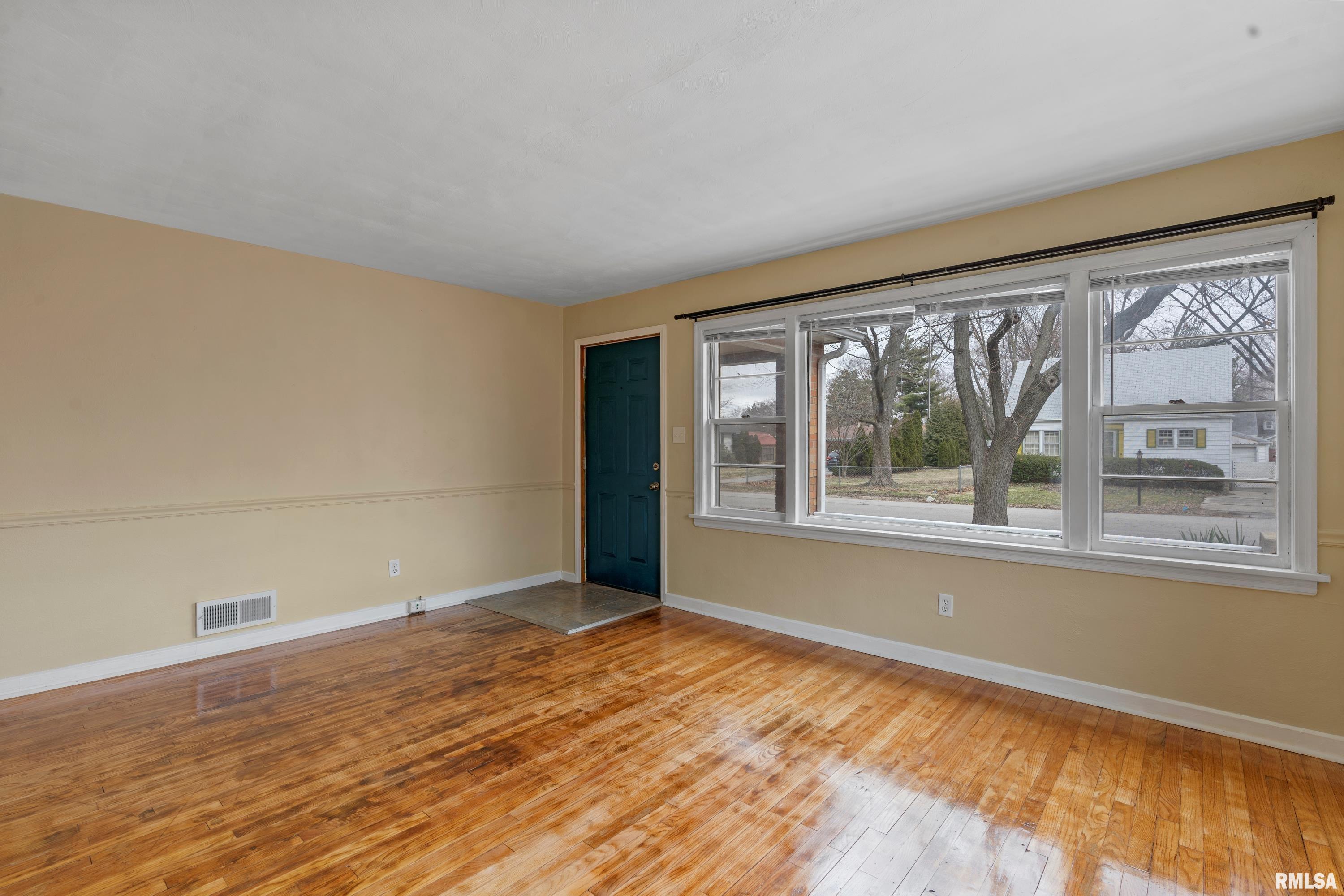2813 South State Street Springfield, IL 62704 - Photo 5 of 23