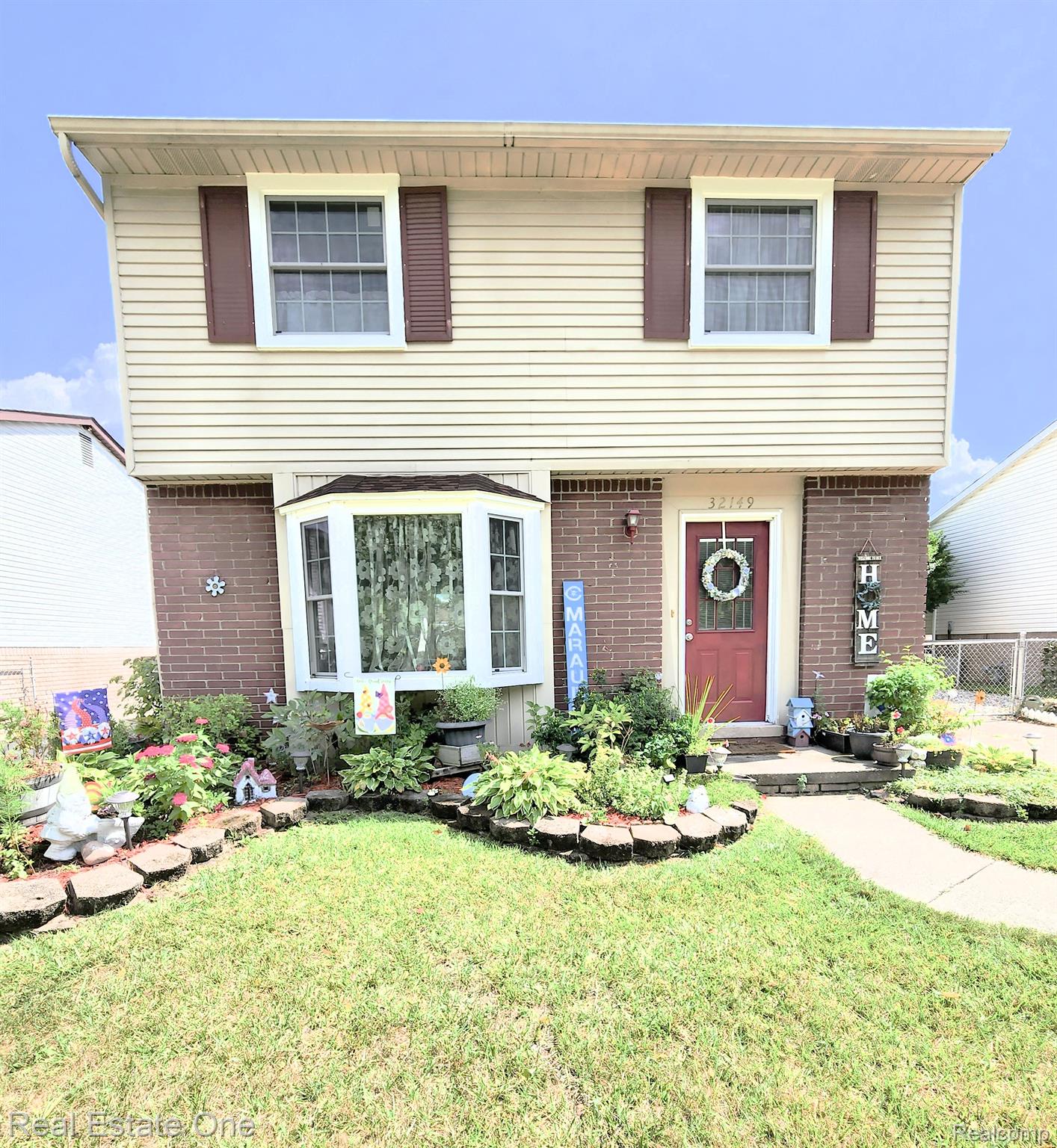 32149 Dixie Manor Road Rockwood, MI 48173 - Photo 1 of 30 32149 Dixie Manor Rd - Rockwood