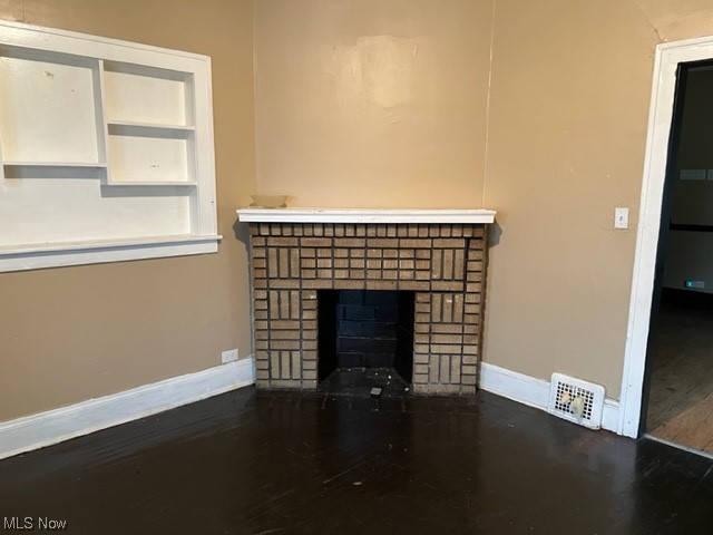 1007 Nathaniel Road Cleveland, OH 44110 - Photo 5 of 22