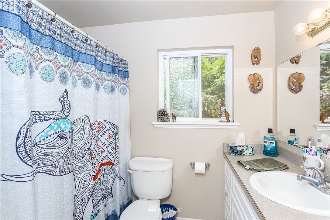 4329 Chrisella Road East Edgewood, WA 98372 - Photo 14 of 40 Gallery Image 14