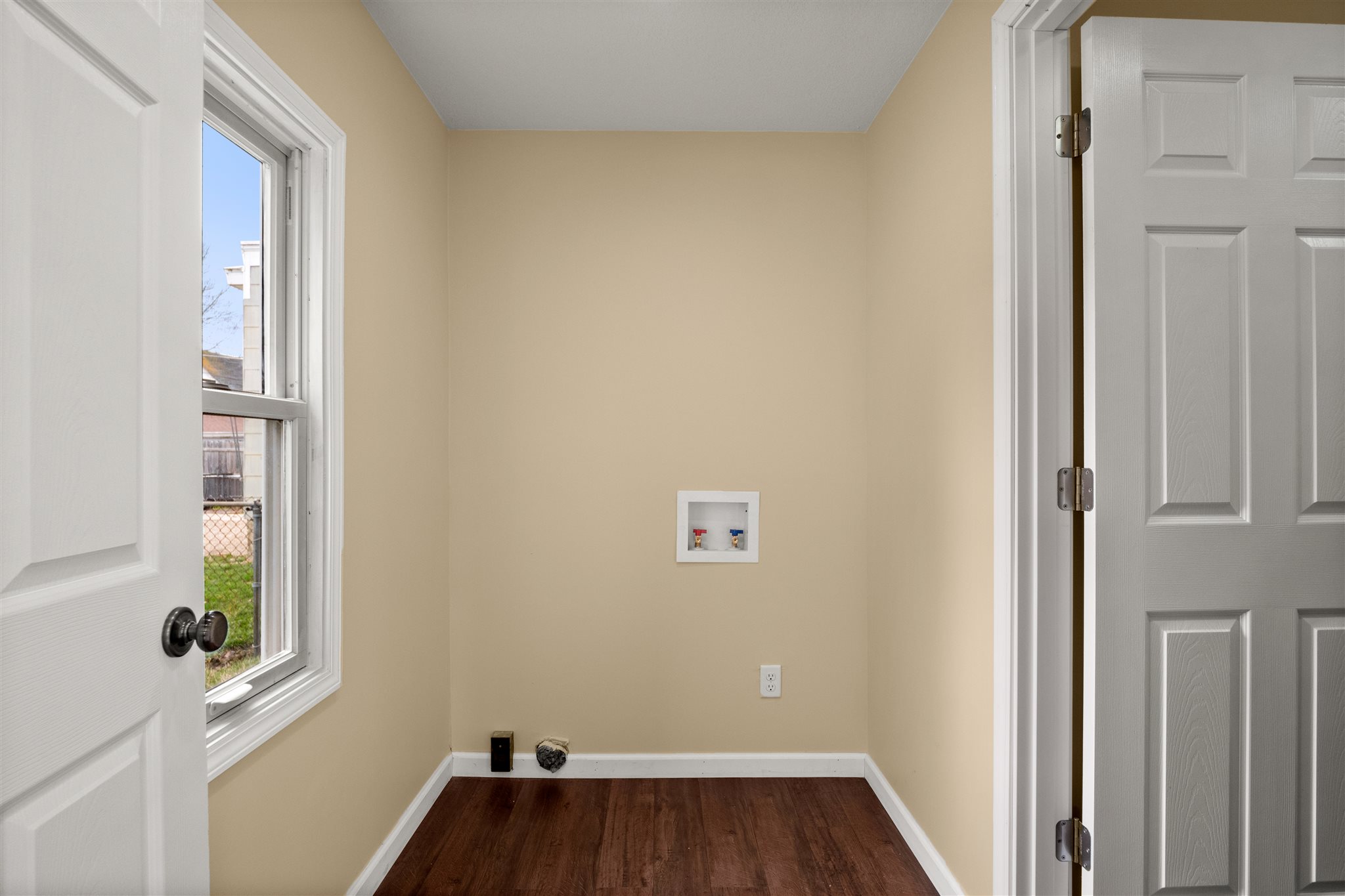 437 Riverside Drive Huntington, IN 46750 - Photo 13 of 21 Gallery Image 13