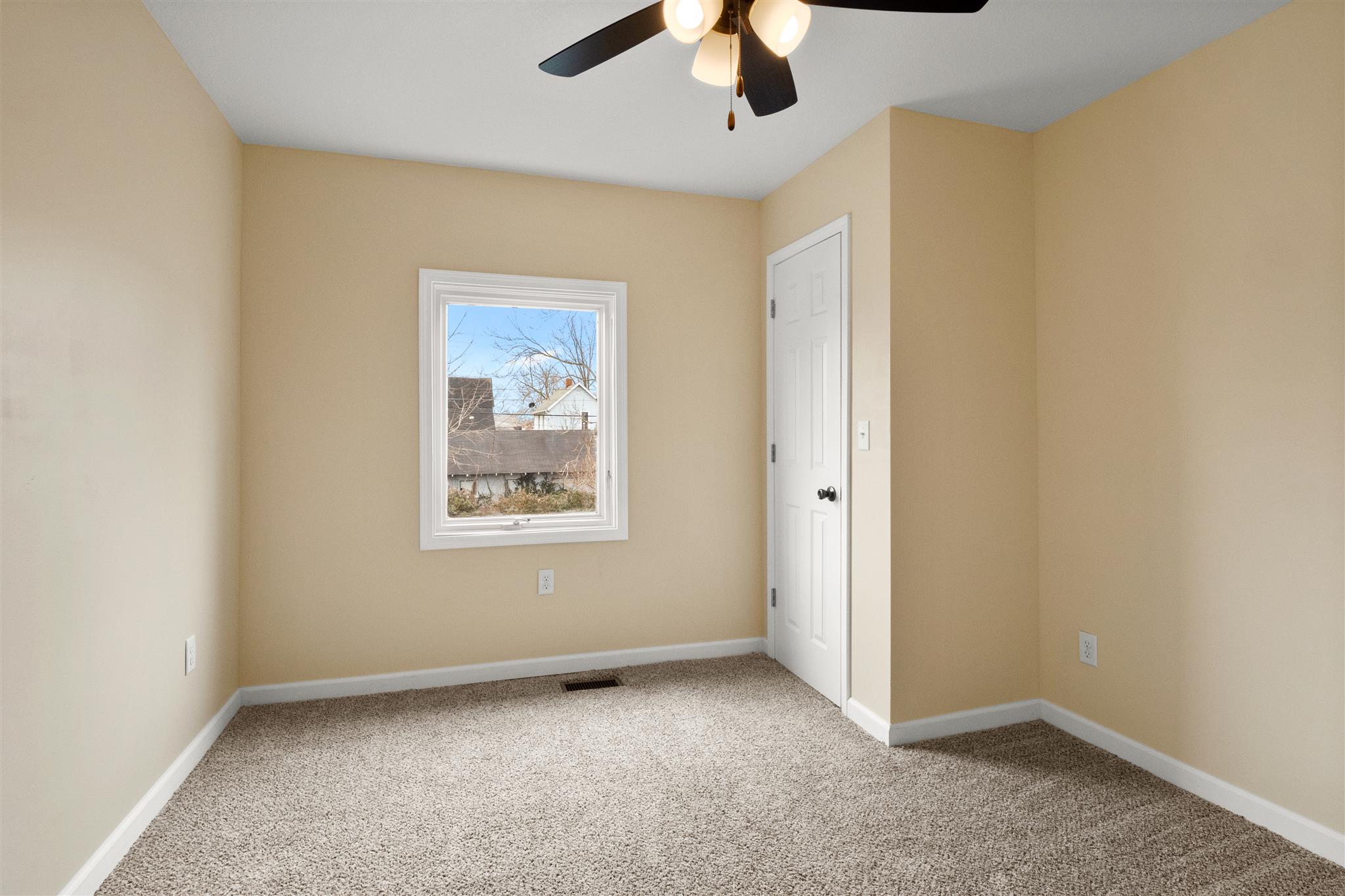 437 Riverside Drive Huntington, IN 46750 - Photo 19 of 21 Gallery Image 19