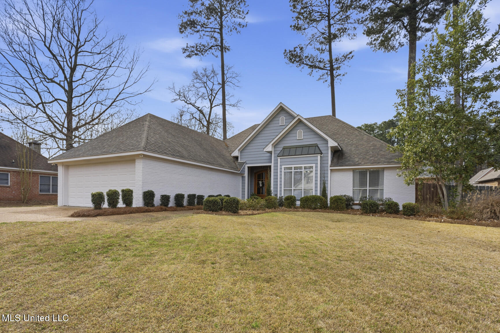 625 Cliffview Drive Brandon, MS 39047 - Photo 2 of 33 625 Cliffview-32