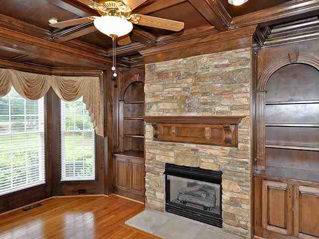 218 Aberdeen Drive Anderson, SC 29621 - Photo 4 of 25 Gallery Image 4