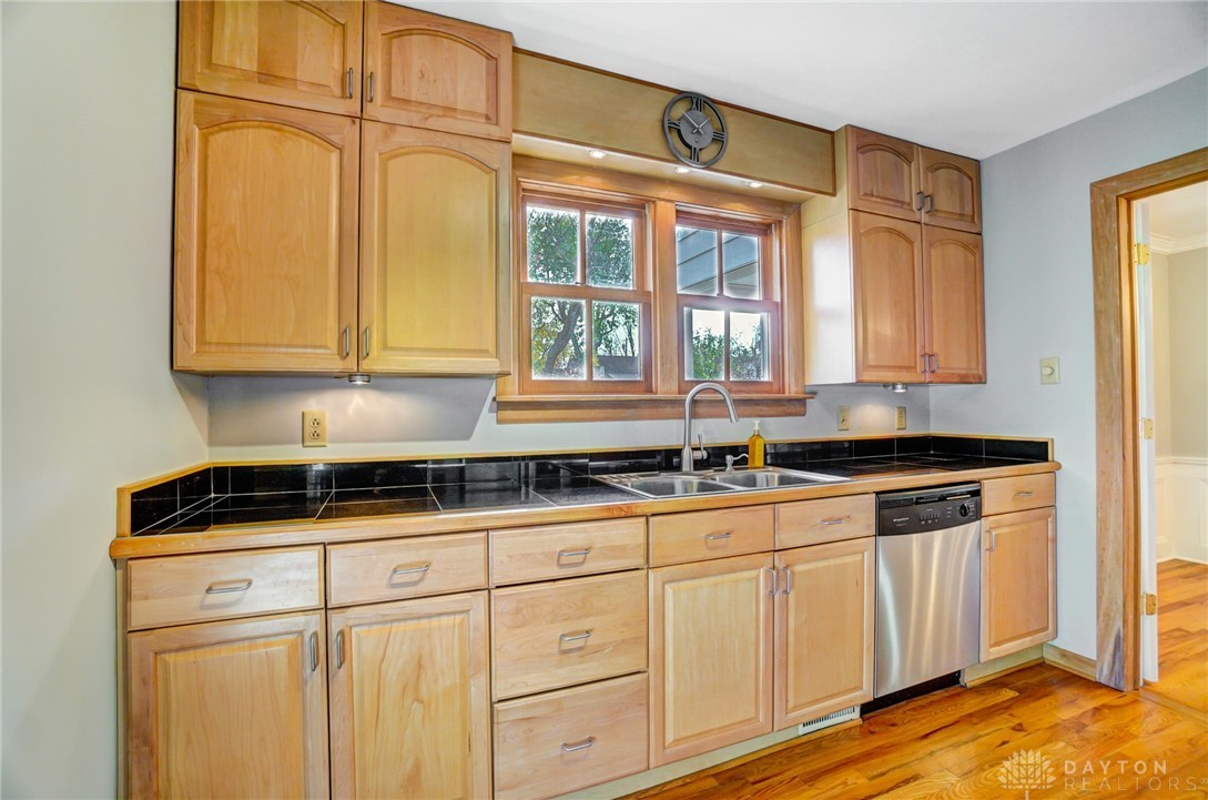 333 Lewiston Road Kettering, OH 45429 - Photo 18 of 47