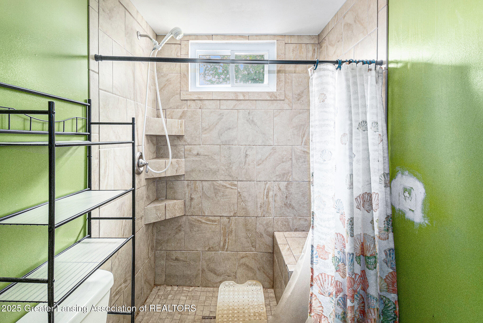 1028 Hagadorn Road Mason, MI 48854 - Photo 15 of 45 Bathroom