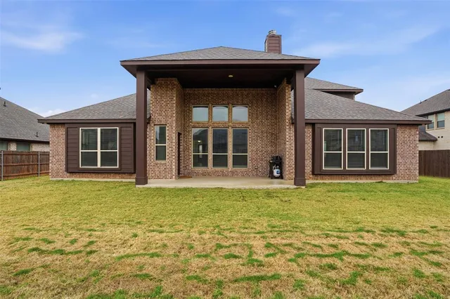 $5,000 | 2604 Dylan Lane, Mansfield, TX 76063
