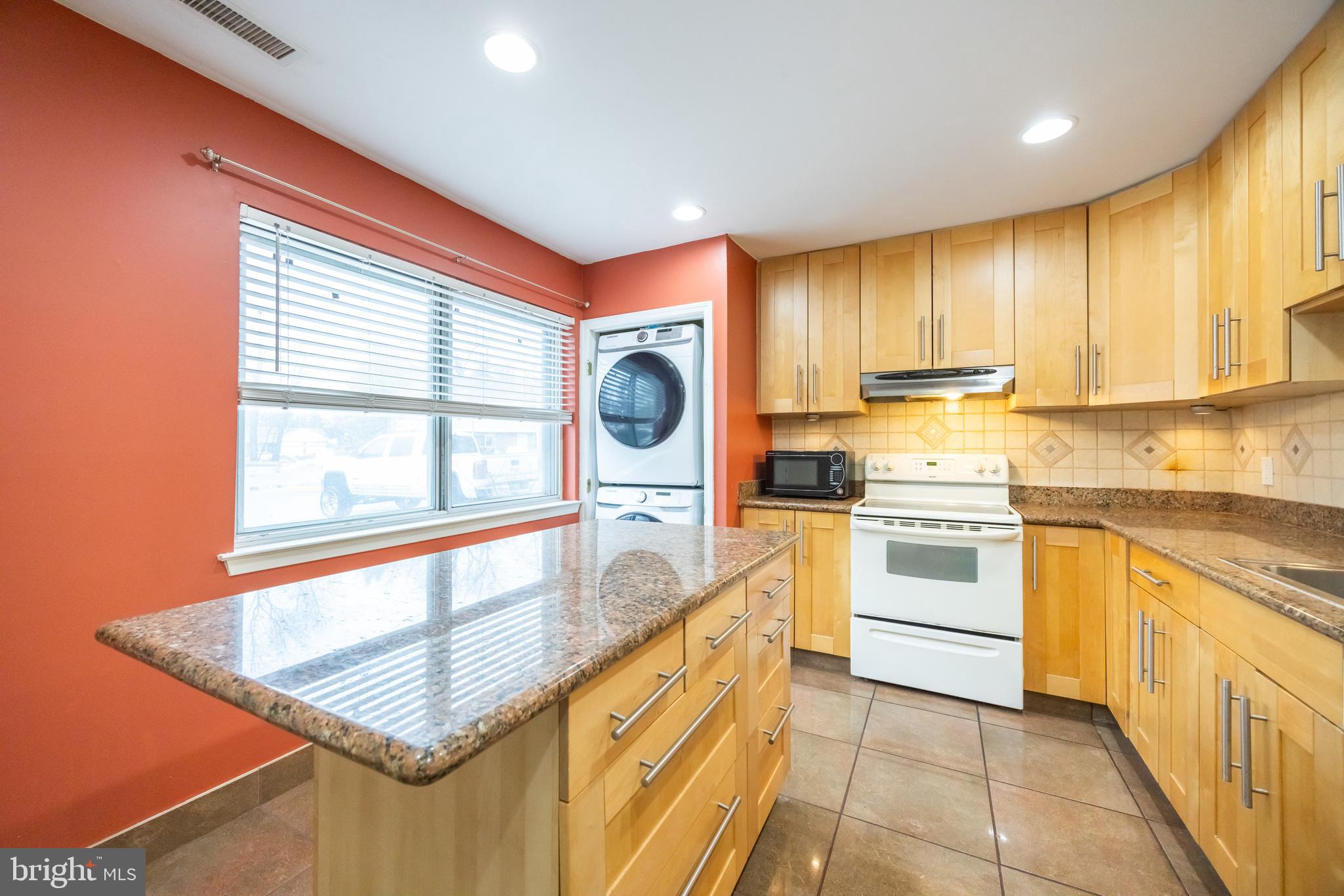 1035 Pendleton Court Voorhees, NJ 08043 - Photo 6 of 33