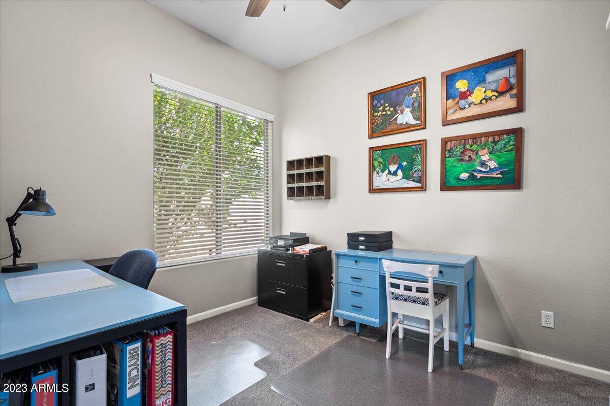 6730 Rachael Way Gilbert, AZ 85298 - Photo 35 of 77 a workspace with furniture and window
