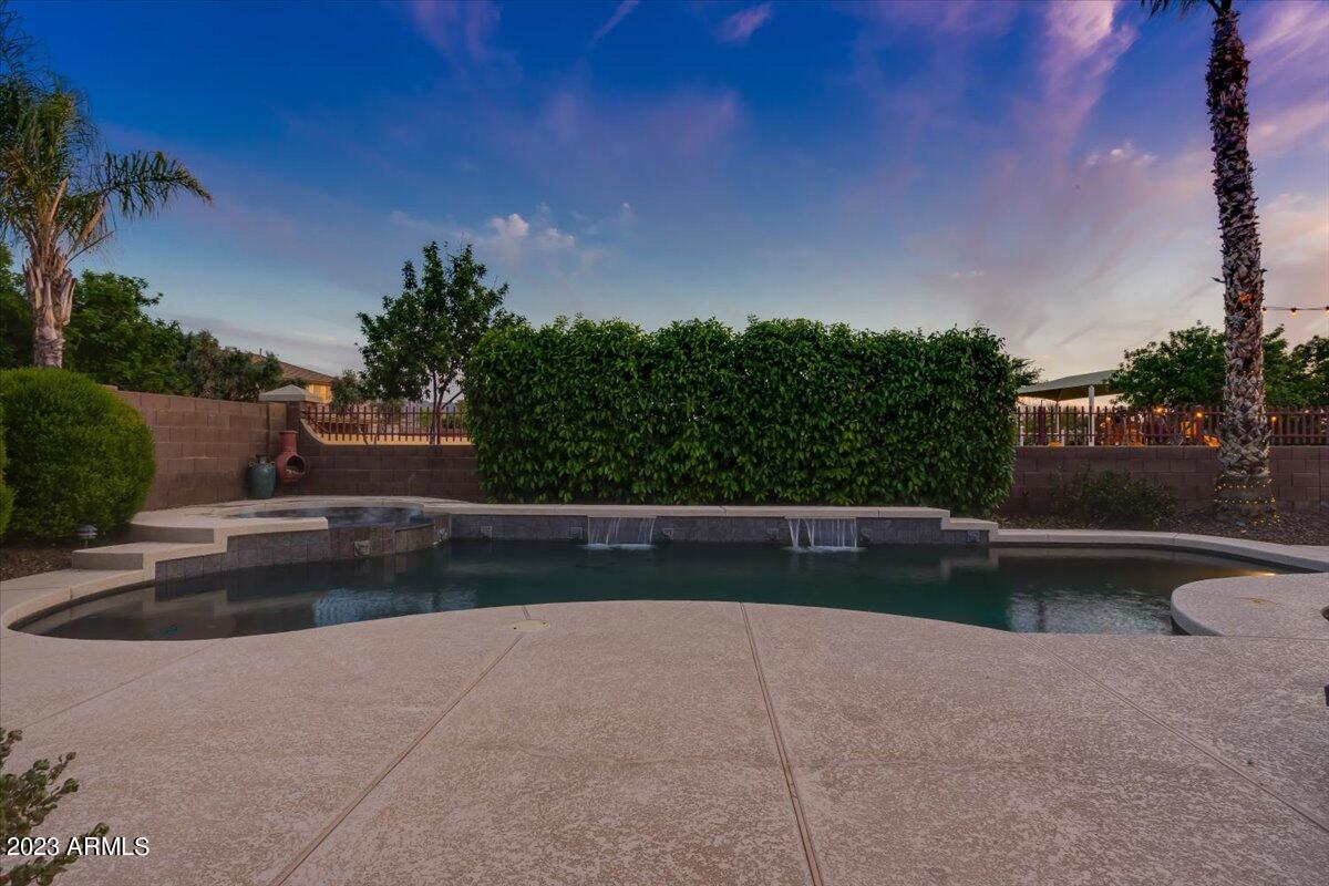 6730 Rachael Way Gilbert, AZ 85298 - Photo 67 of 77 70-Twilight Pool