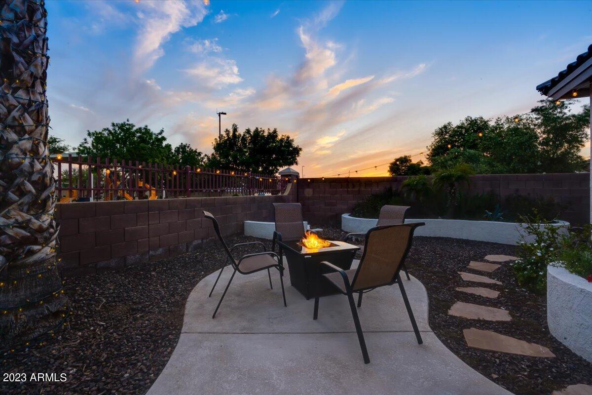 6730 Rachael Way Gilbert, AZ 85298 - Photo 76 of 77 80-Twilight Firepit