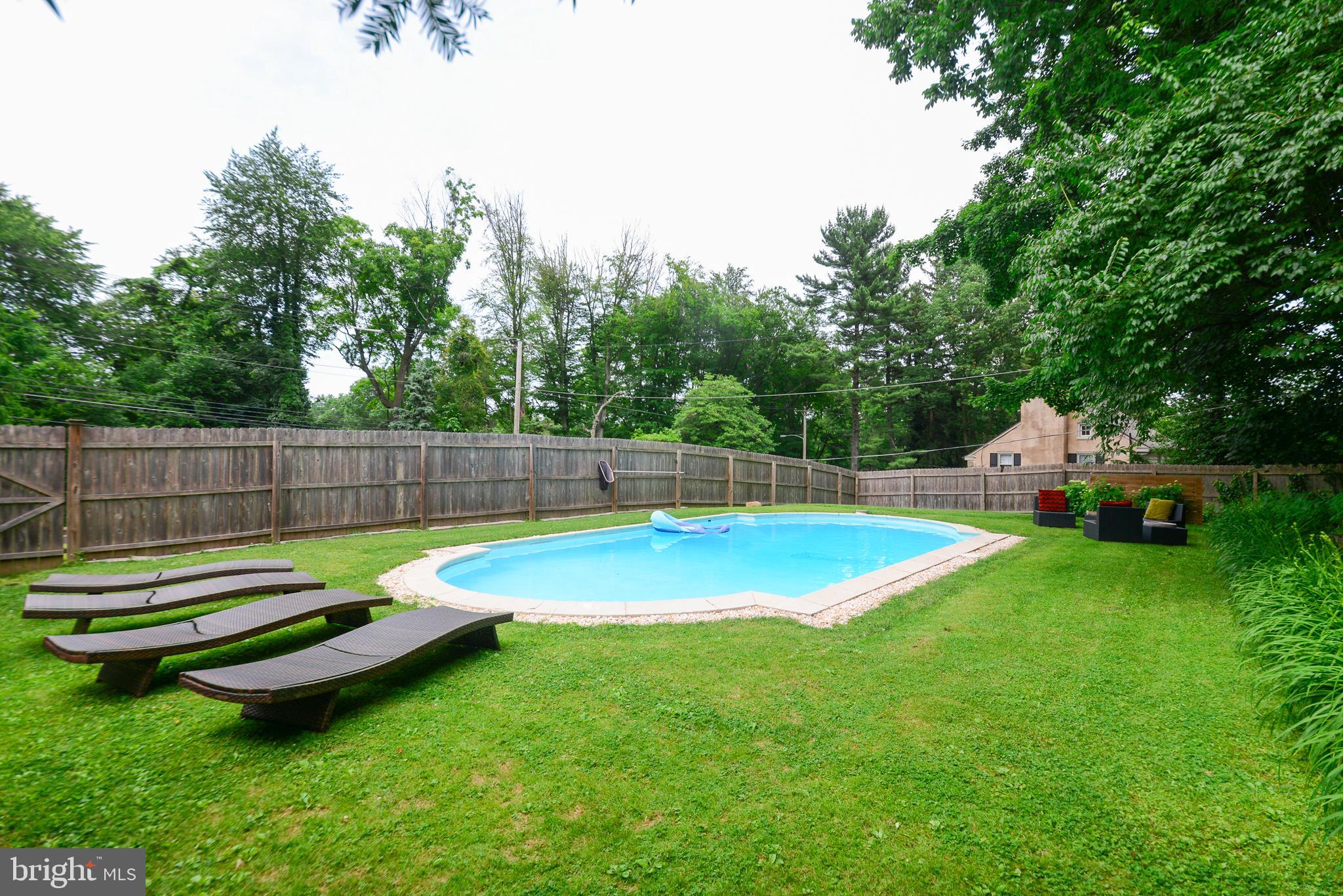 401 North Spring Mill Road Villanova, PA 19085 - Photo 28 of 39