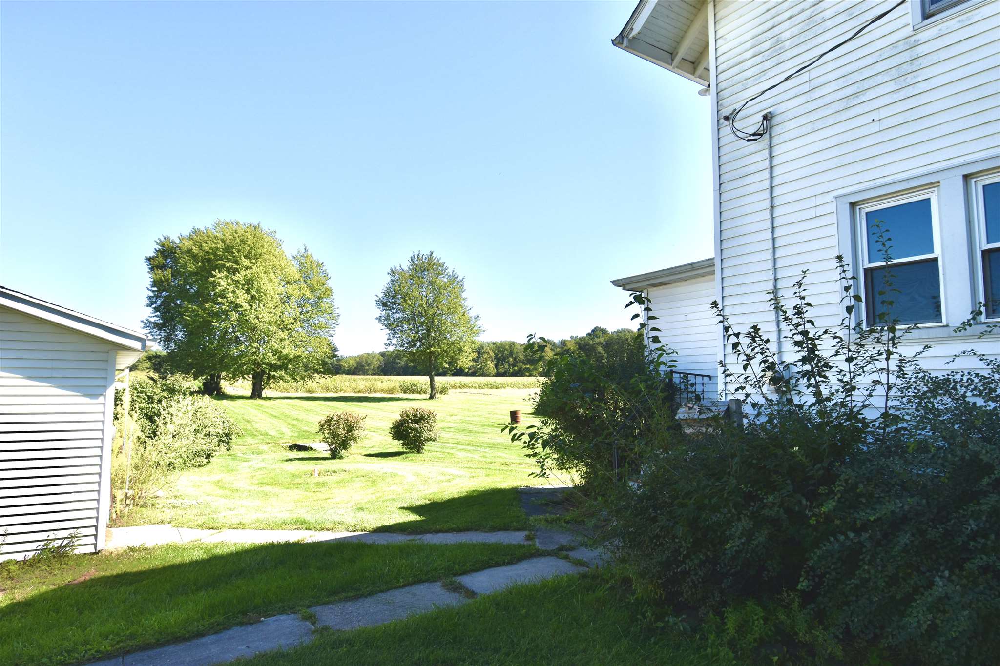 12417 Marion Center Road Hoagland, IN 46745 - Photo 7 of 35 Gallery Image 7