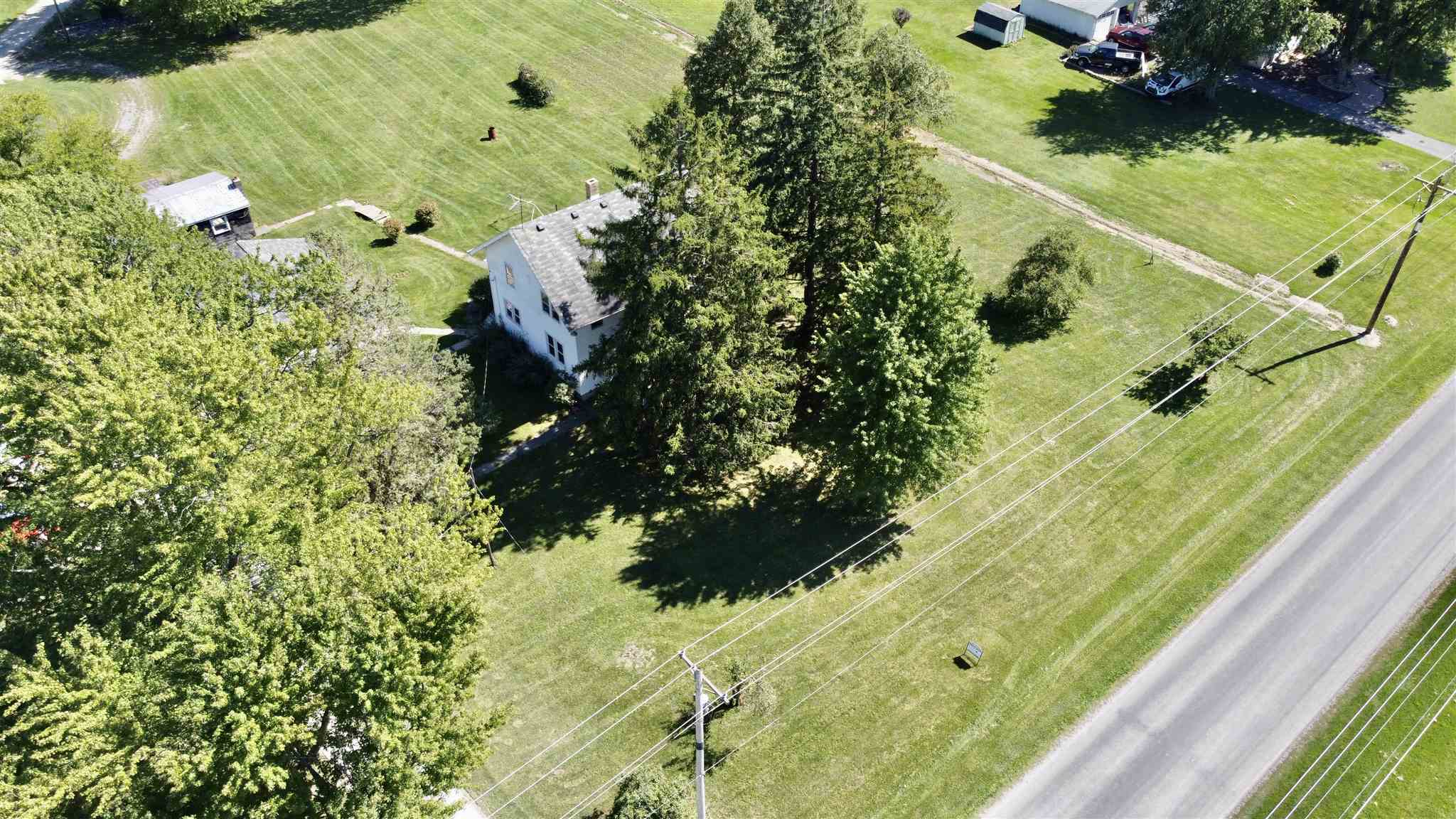 12417 Marion Center Road Hoagland, IN 46745 - Photo 8 of 35 Gallery Image 8