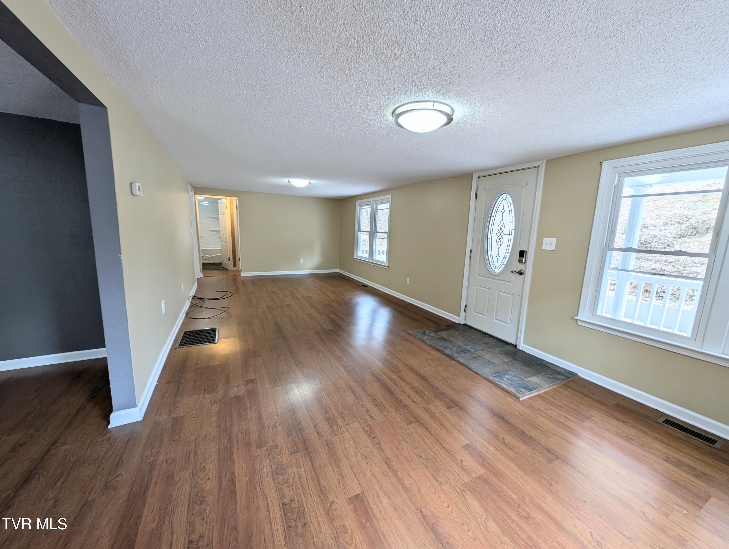 1478 Red Dirt Road Vansant, VA 24656 - Photo 17 of 24 1000010727