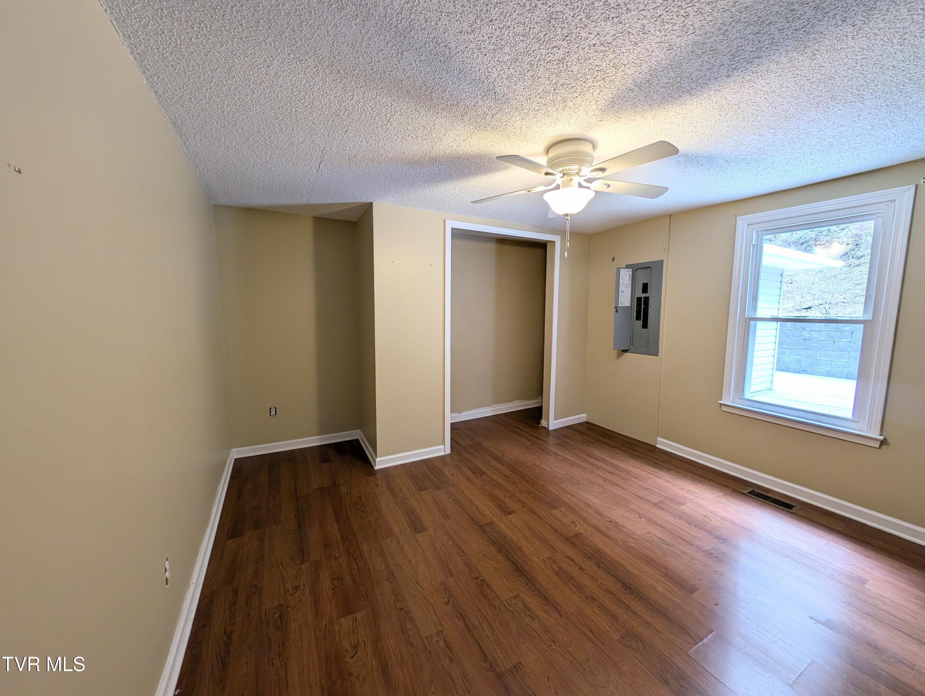 1478 Red Dirt Road Vansant, VA 24656 - Photo 19 of 24 1000010730