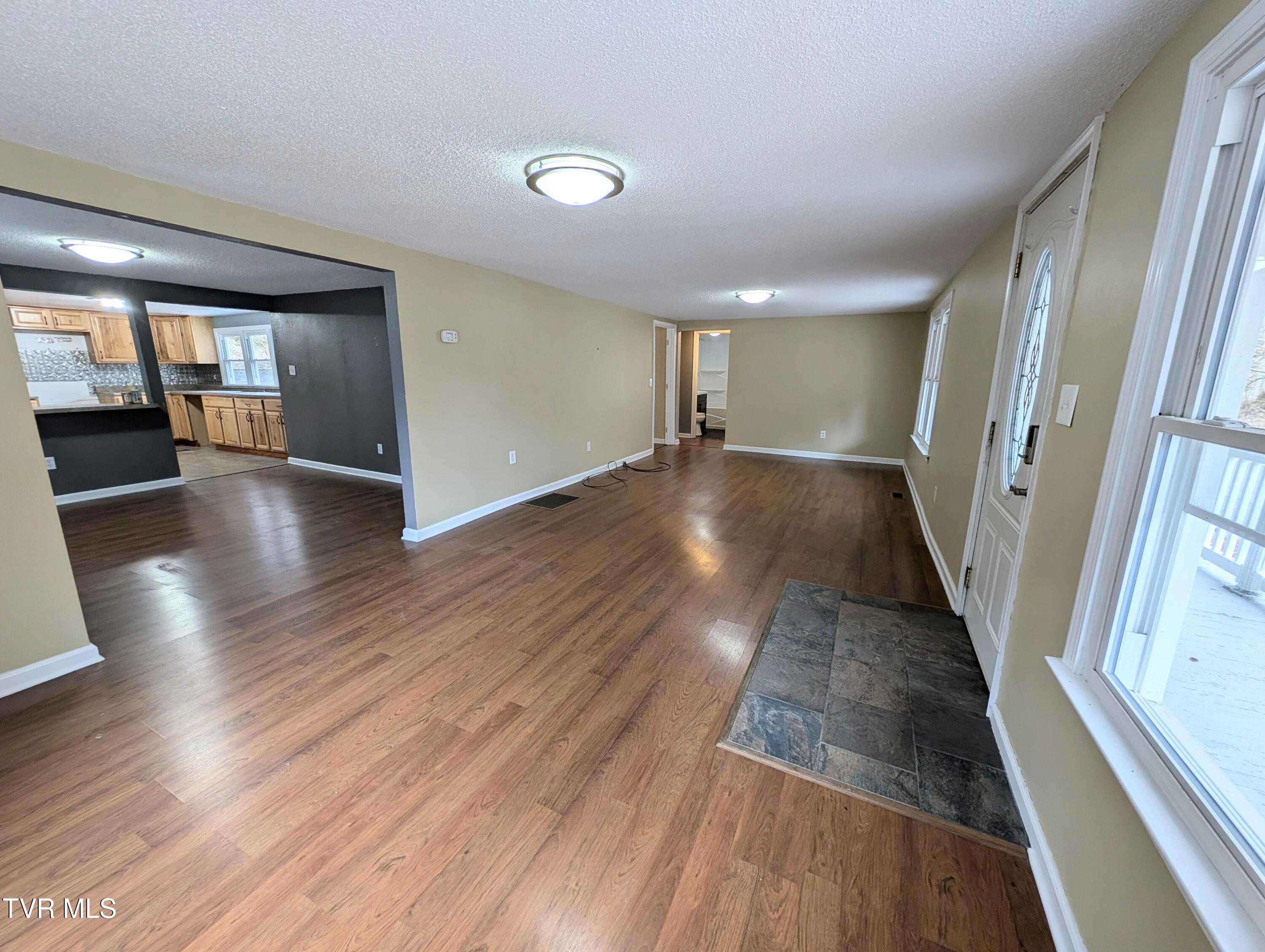 1478 Red Dirt Road Vansant, VA 24656 - Photo 20 of 24 1000010728