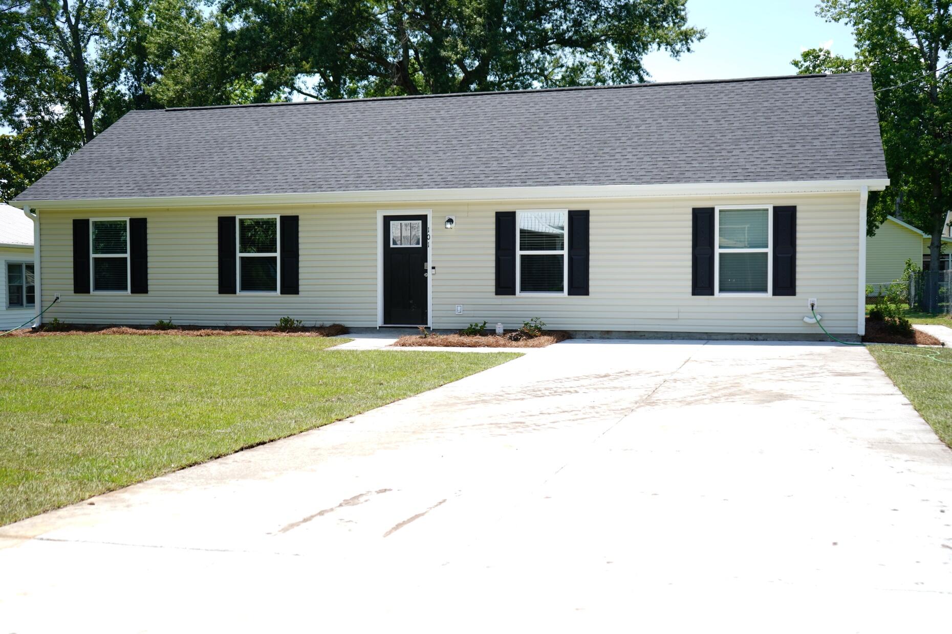 101 O'Carroll Street Moncks Corner, SC 29461 - Photo 1 of 27 101 O'Carroll Street