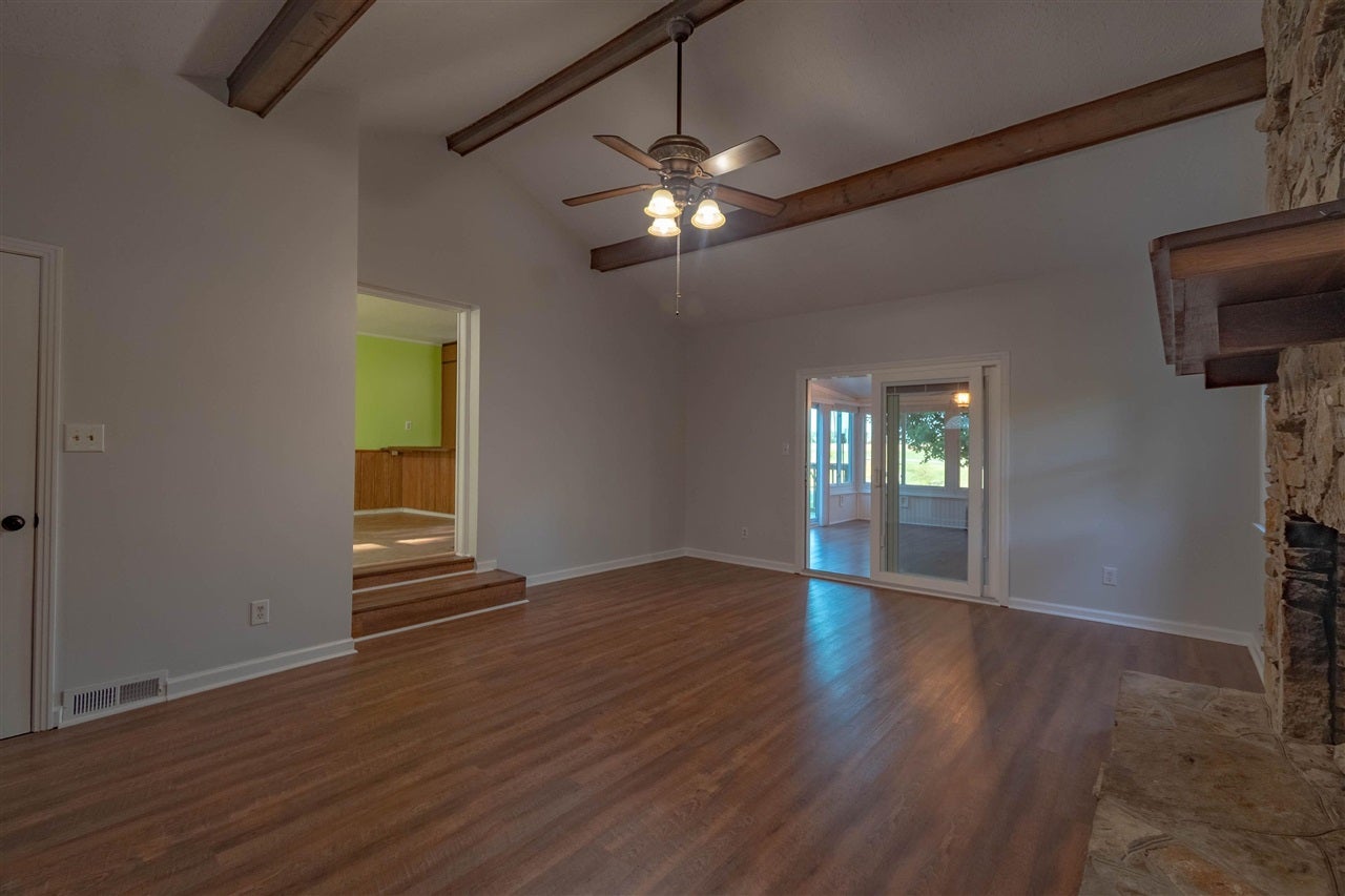 194 Vick Road Russellville, KY 42276 - Photo 4 of 26 Gallery Image 4