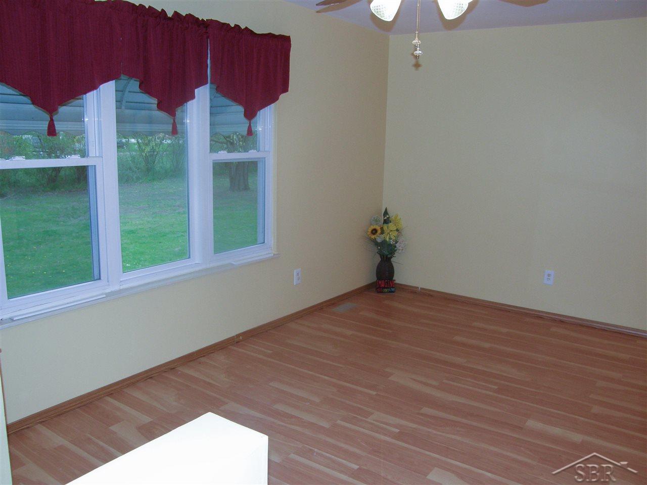 11509 North Genesee Road Clio, MI 48420 - Photo 3 of 17 31318652-2.JPG