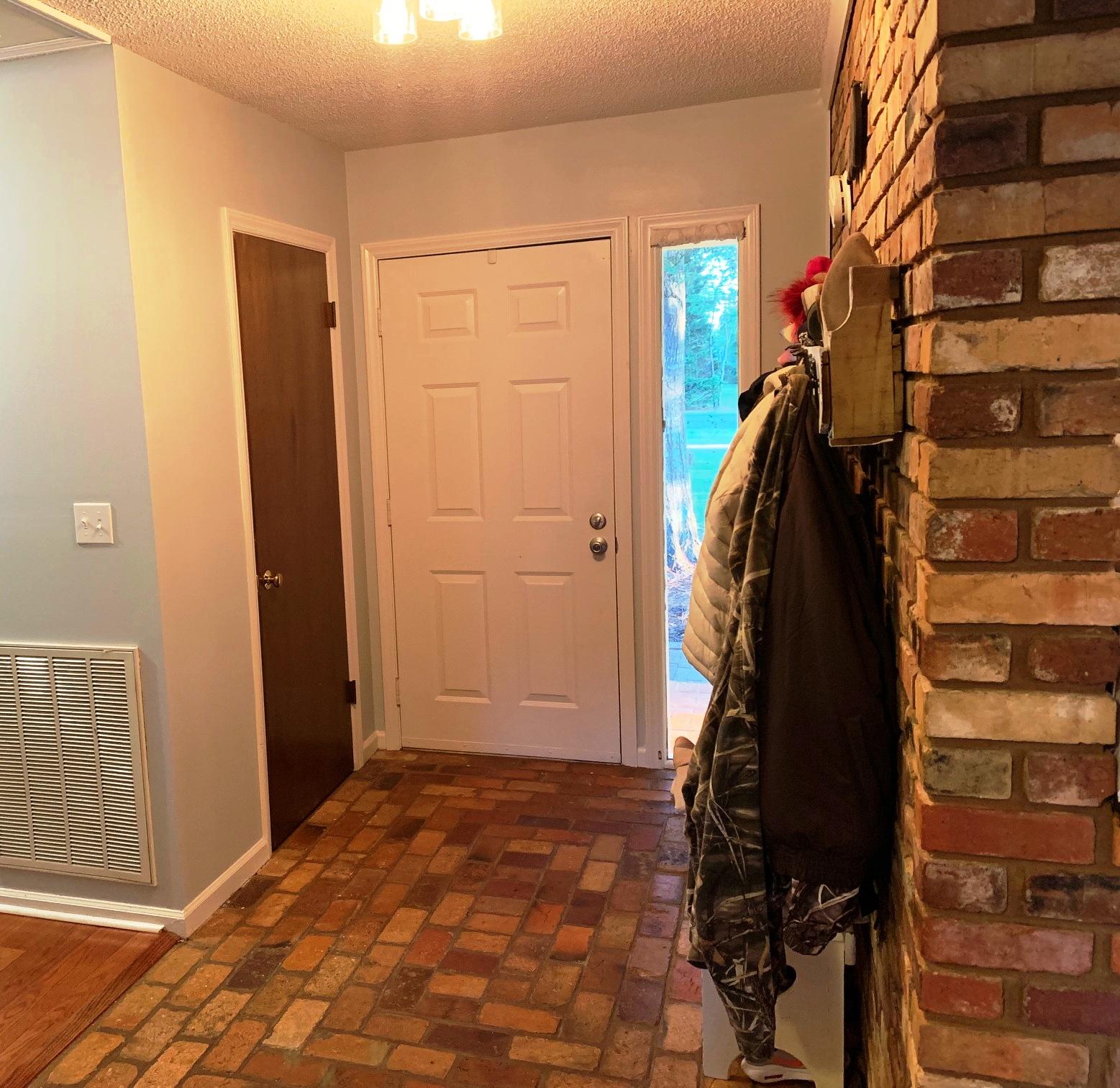 416 Foxfire Road Aberdeen, NC 28315 - Photo 13 of 22 ENTRY