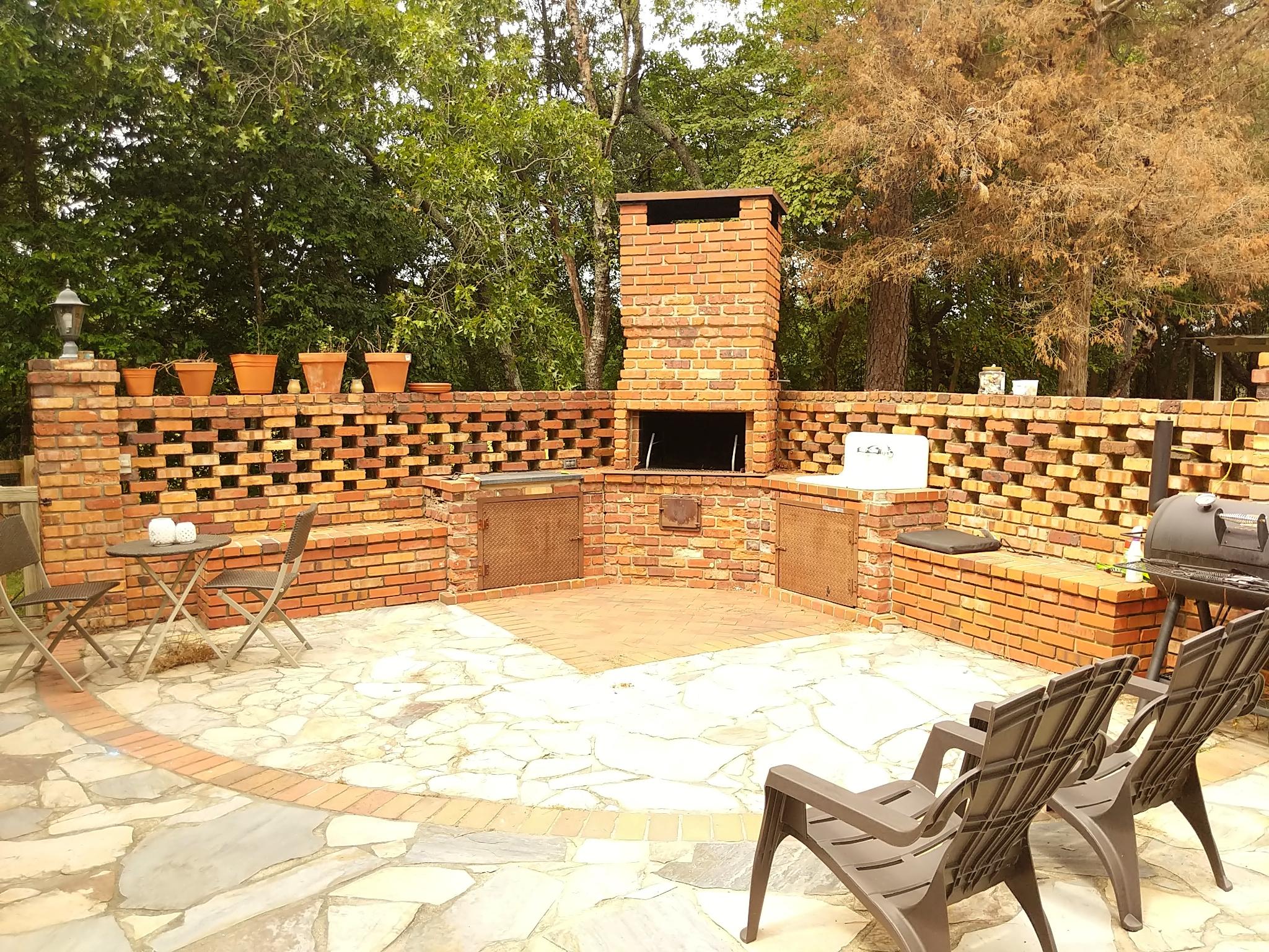 416 Foxfire Road Aberdeen, NC 28315 - Photo 3 of 22 3-patio2
