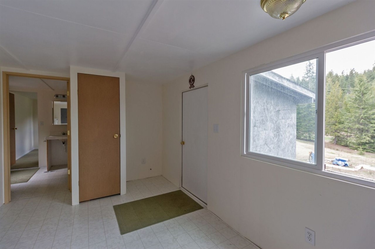 1071 Fertile Valley Road Newport, WA 99156 - Photo 14 of 20