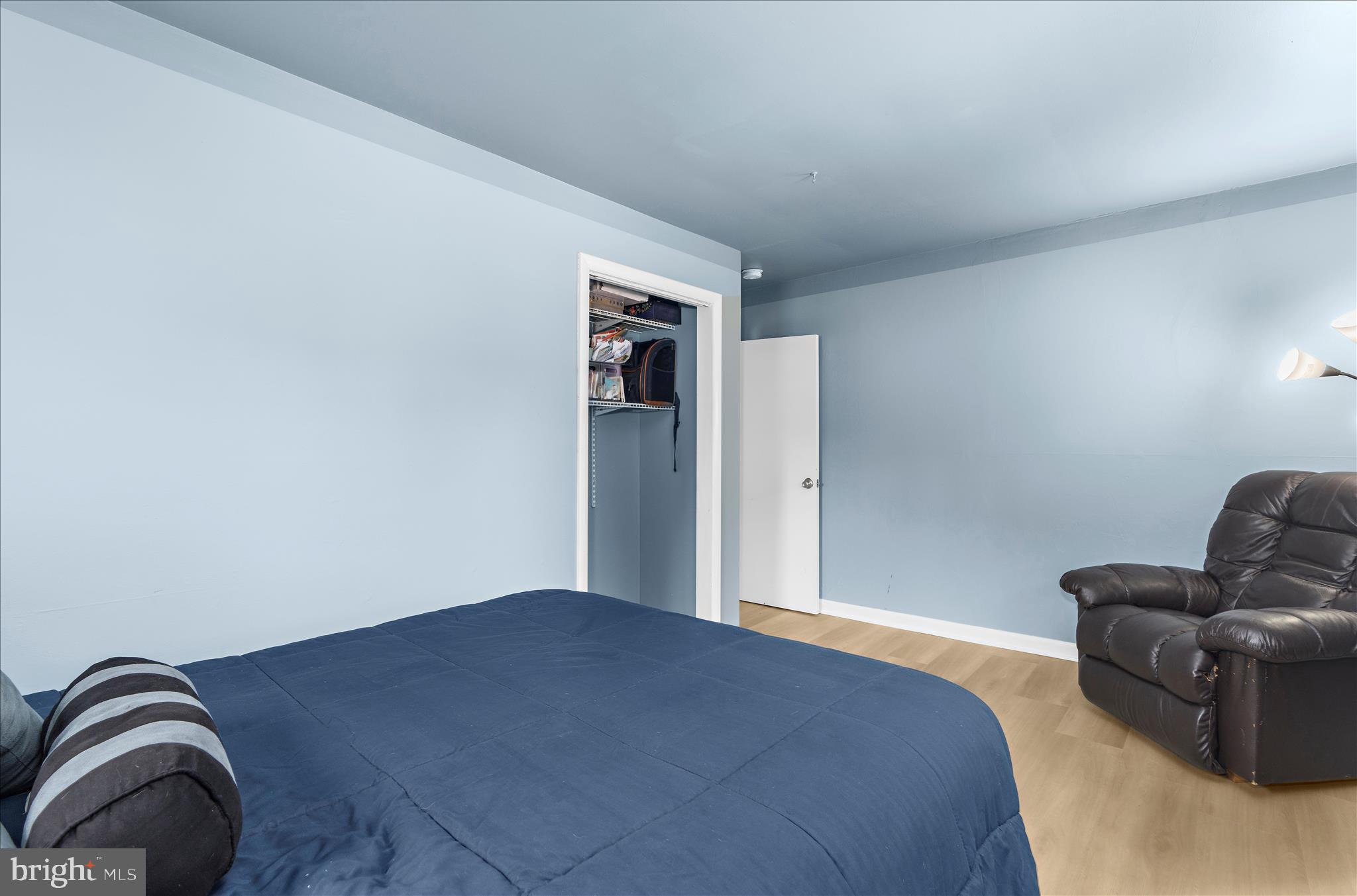 116 Talbot Road Stevensville, MD 21666 - Photo 19 of 33 a bedroom with a bed and couch