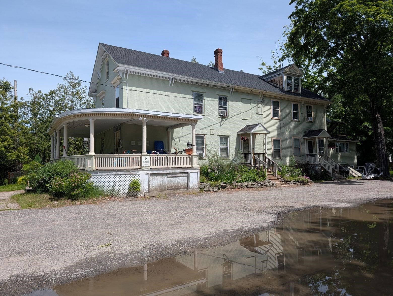 22 Pine Street Exeter, NH 03833 - Photo 8 of 11