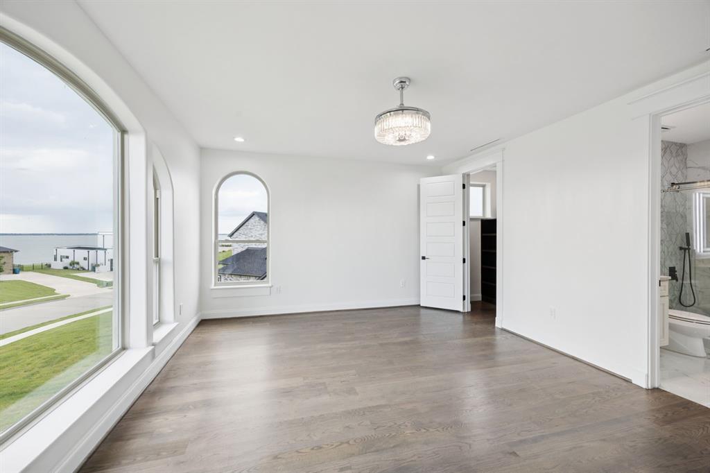 1933 Noe Boulevard Heath, TX 75126 - Photo 34 of 40 Guest bedroom