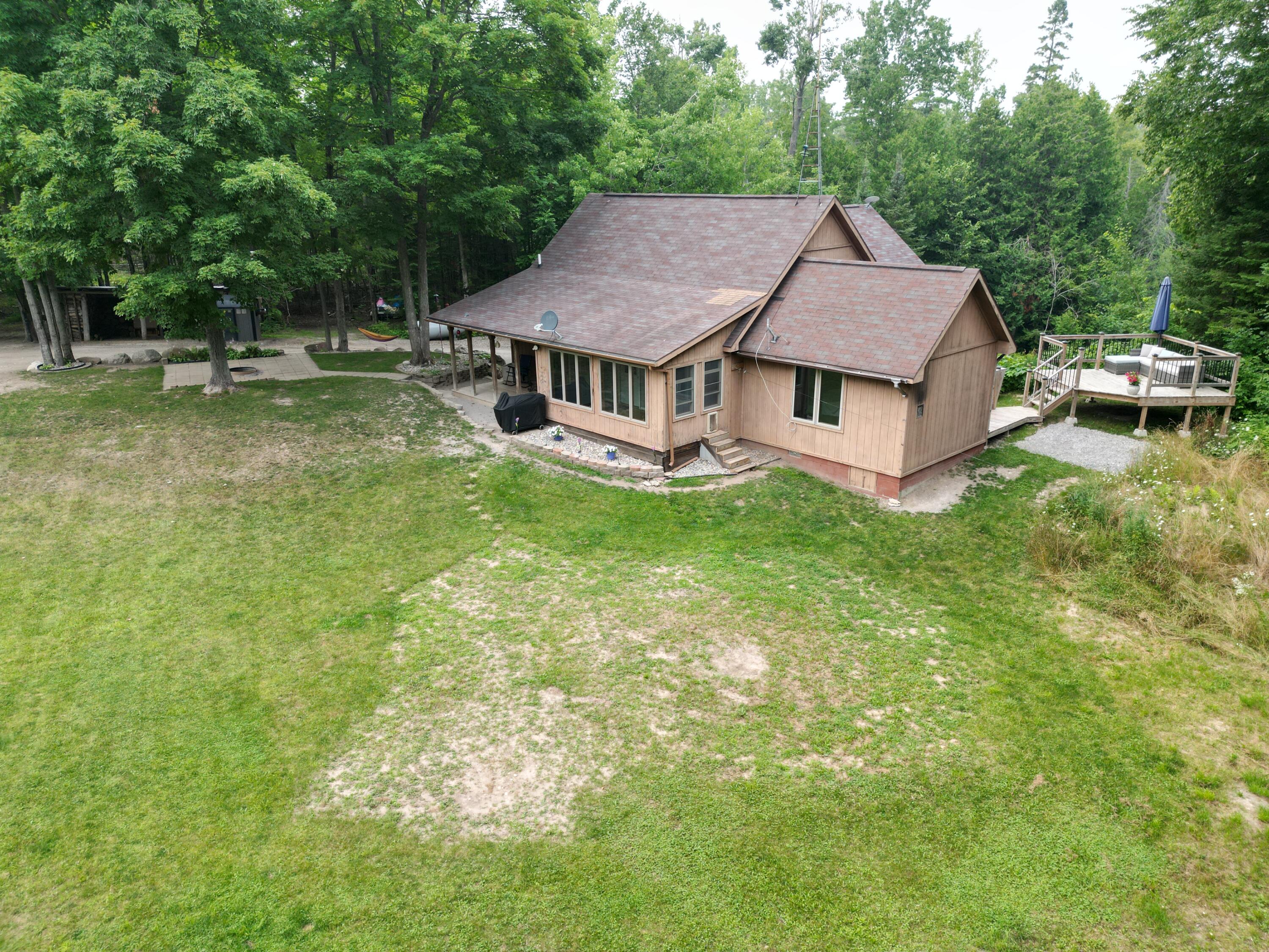 6555 Monaghan Point Road Alpena, MI 49707 - Photo 5 of 59 1000016805