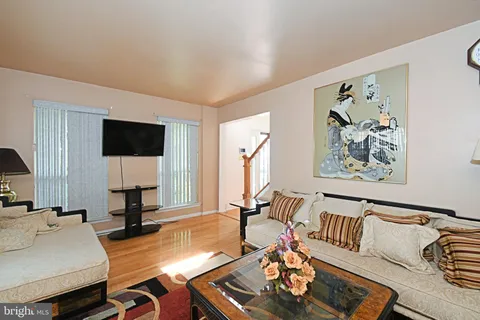 $599,900 | 806 St Christopher Lane, Philadelphia, PA 19116