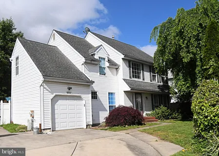 $599,900 | 806 St Christopher Lane, Philadelphia, PA 19116