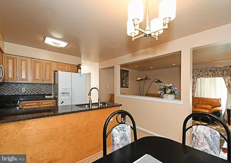 $599,900 | 806 St Christopher Lane, Philadelphia, PA 19116