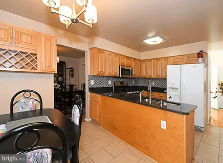 $599,900 | 806 St Christopher Lane, Philadelphia, PA 19116