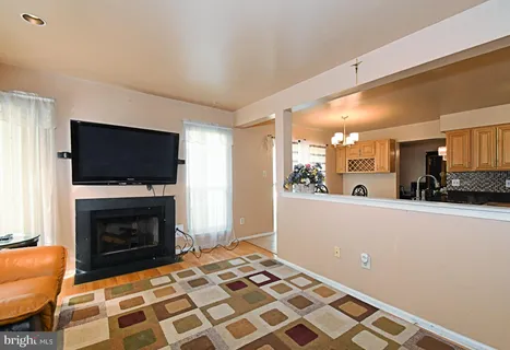 $599,900 | 806 St Christopher Lane, Philadelphia, PA 19116