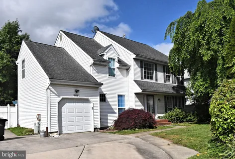 $599,900 | 806 St Christopher Lane, Philadelphia, PA 19116