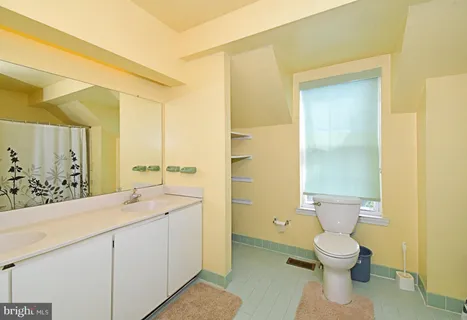 $599,900 | 806 St Christopher Lane, Philadelphia, PA 19116