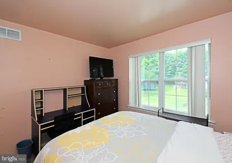 $599,900 | 806 St Christopher Lane, Philadelphia, PA 19116