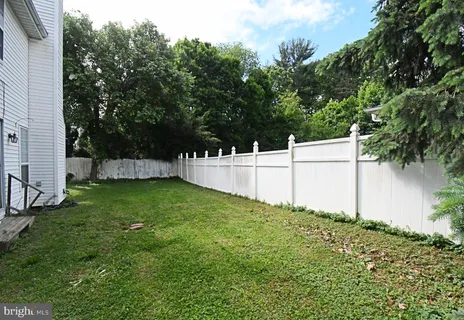 $599,900 | 806 St Christopher Lane, Philadelphia, PA 19116