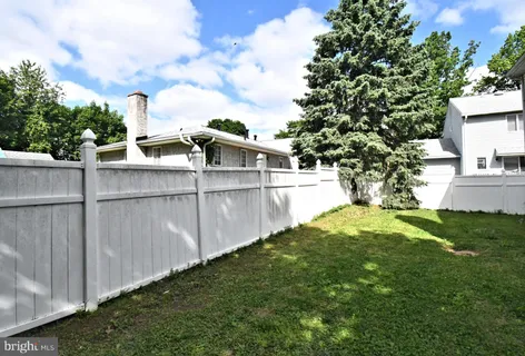 $599,900 | 806 St Christopher Lane, Philadelphia, PA 19116