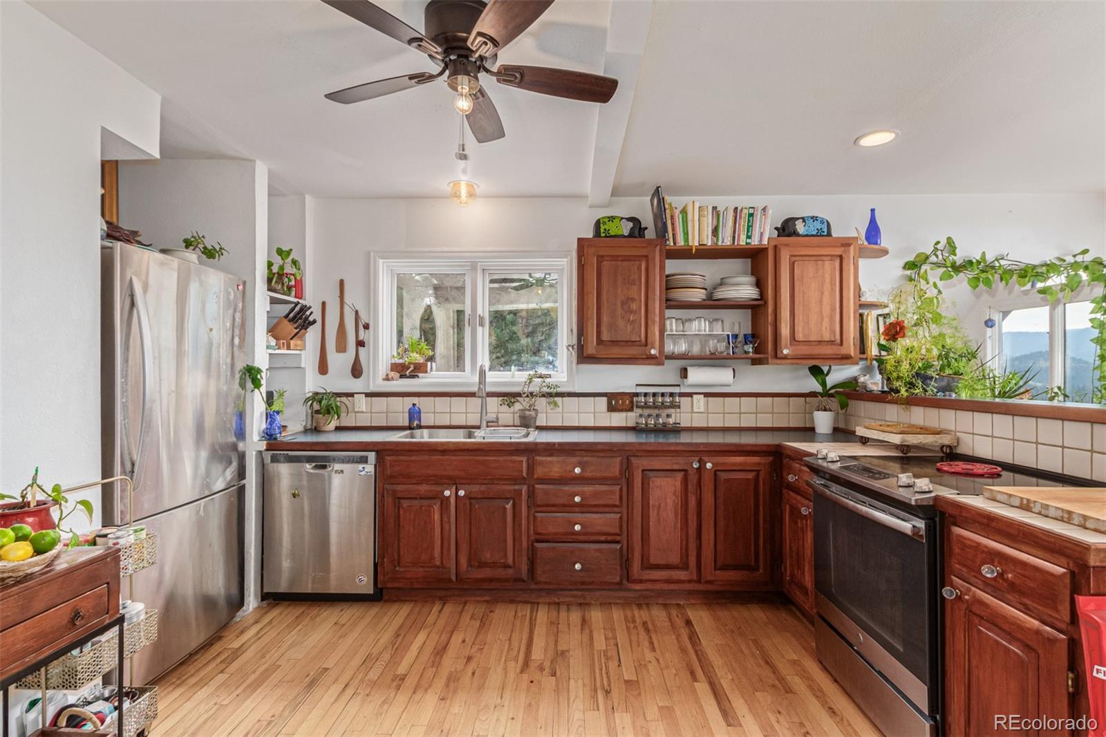 215 Lakeshore Park Road Boulder, CO 80302 - Photo 13 of 50