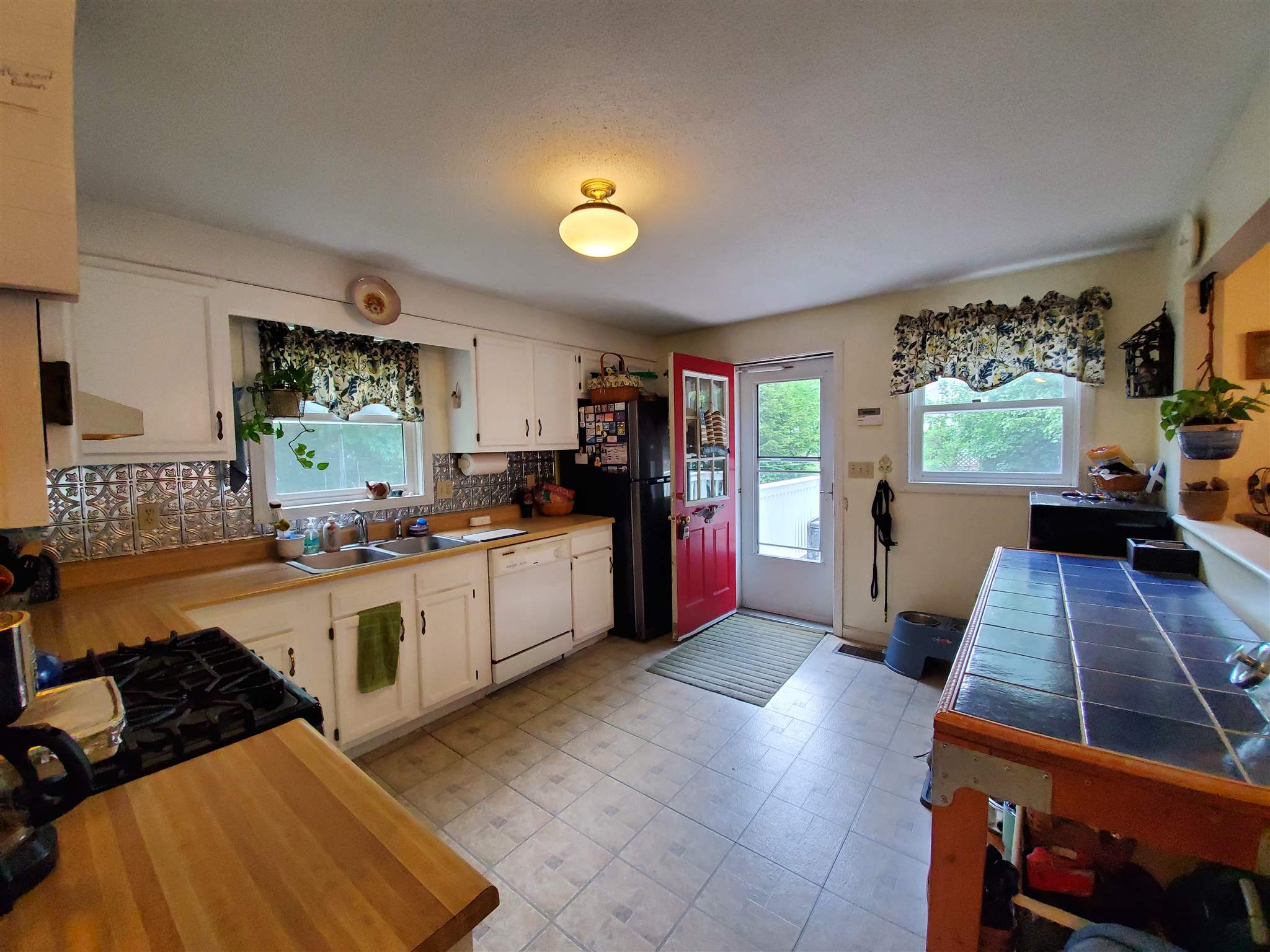 444 Micol Road Pembroke, NH 03275 - Photo 6 of 23 Gallery Image 6