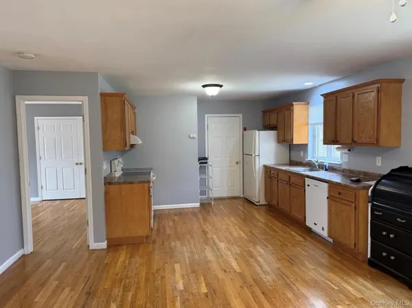 $2,500 | 307 County Route 49, Unit 1, Middletown, NY 10940