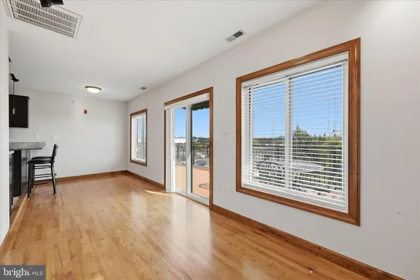 $1,500 | 443 Millwood Avenue, Unit 5, Winchester, VA 22601