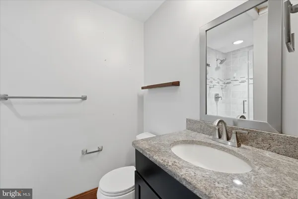 $1,500 | 443 Millwood Avenue, Unit 5, Winchester, VA 22601